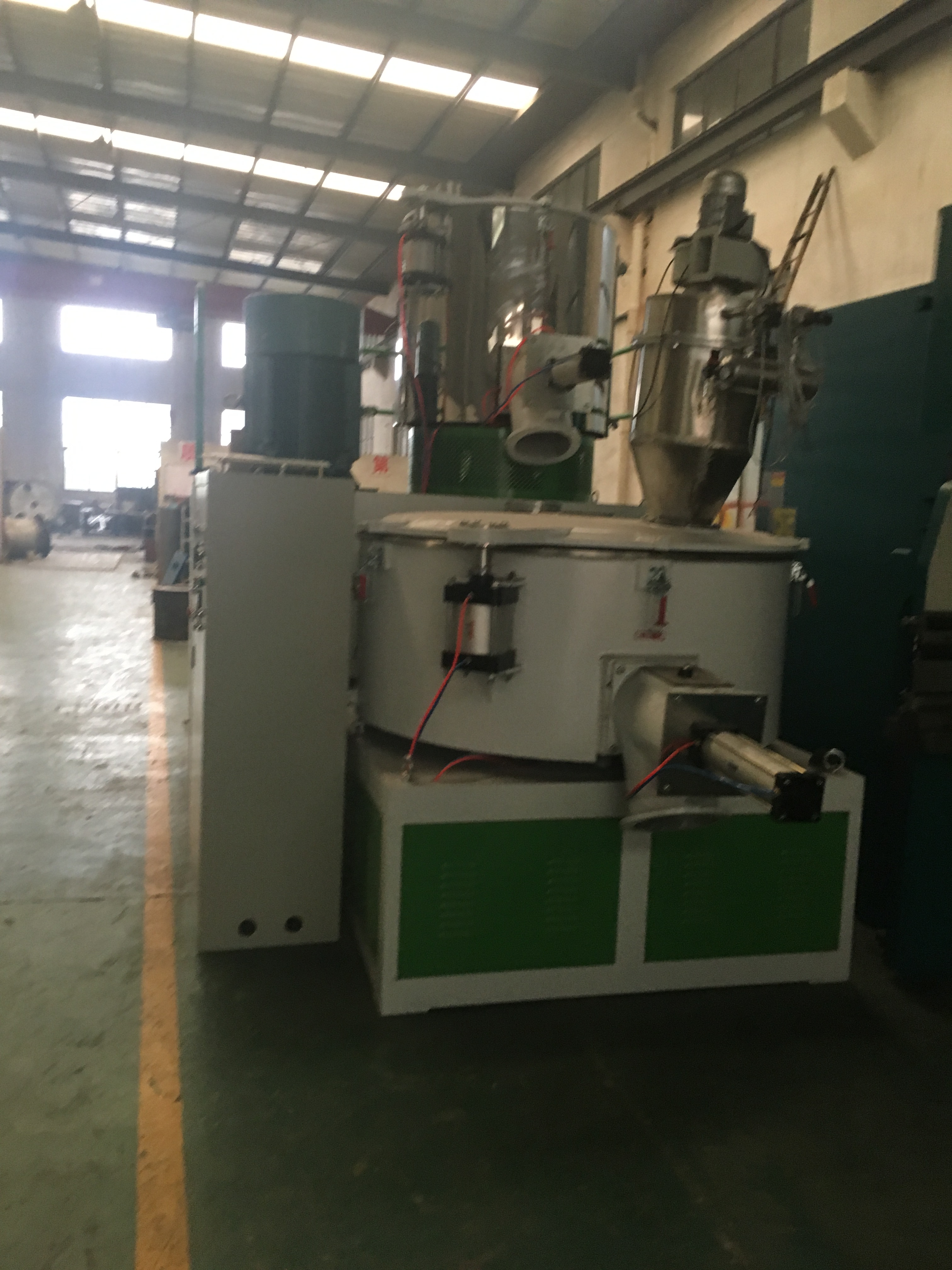 高低混料机-500/1000变频高混机